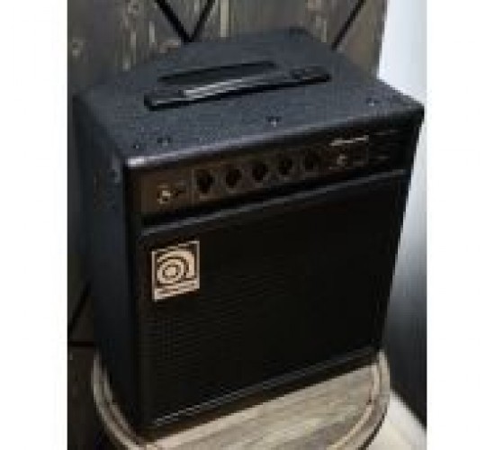 Ampeg BA-108 v2 басовый комбоусилитель, выставочный образец