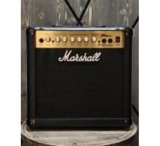 Marshall MG15CDR комбоусилитель гитарный, 15 Вт USED