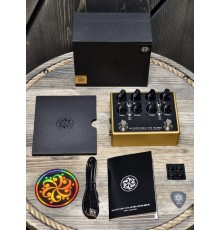 Darkglass Electronics Microtubes B7K Ultra V2 Aux Limited Gold басовый эффект, выставочный образец