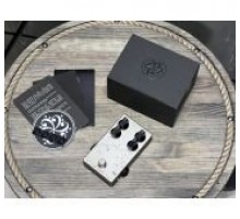 Darkglass Electronics Hyper Luminal Hybrid Аналоговый VCA басовый компрессор USED