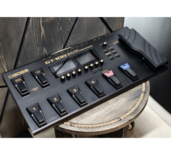 Boss GT-100 Ver. 2 гитарный процессор эффектов USED