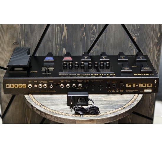 Boss GT-100 Ver. 2 гитарный процессор эффектов USED