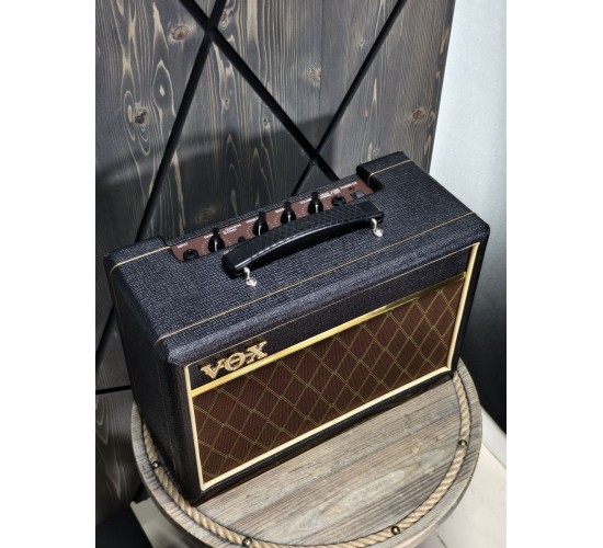 VOX Pathfinder 10 V9106 комбоусилитель для электрогитары USED