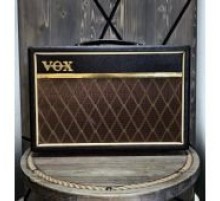 VOX Pathfinder 10 V9106 комбоусилитель для электрогитары USED