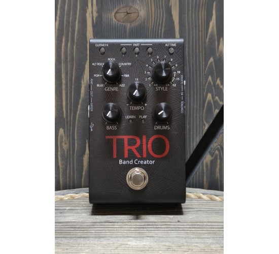 Digitech Trio Band Creator гитарная педаль, автоаккомпаниатор USED