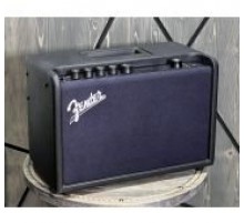 Fender Mustang GT 40 моделирующий гитарный комбоусилитель USED