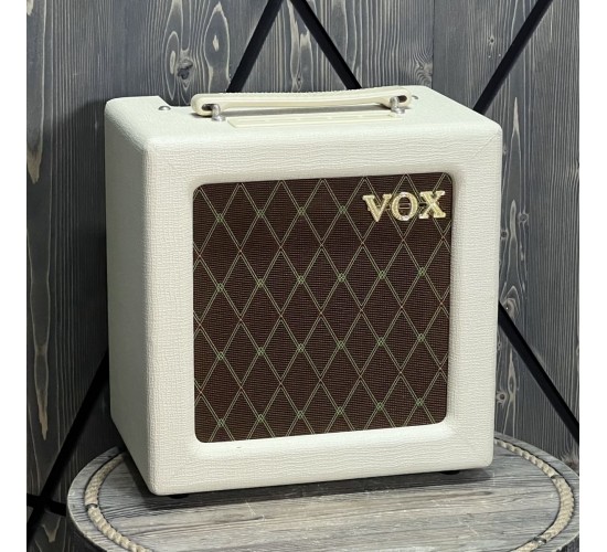 VOX AC4TV8 гитарный ламповый комбоусилитель USED