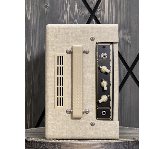 VOX AC4TV8 гитарный ламповый комбоусилитель USED