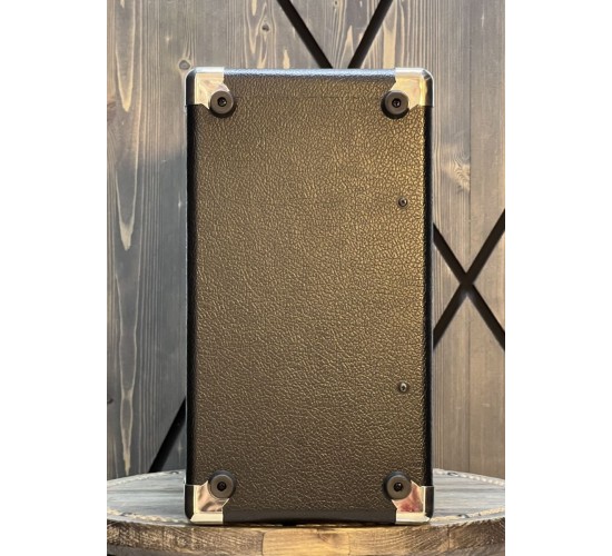 Fender Champion 20 гитарный комбоусилитель USED