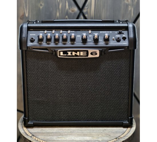 Line 6 Spider IV 15 моделирующий гитарный комбоусилитель (Б/У, сер.№ (21)SF13L6433003362)