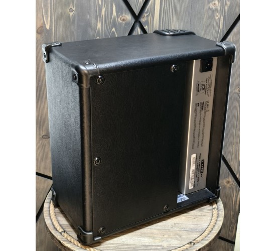 Line 6 Spider IV 15 моделирующий гитарный комбоусилитель (Б/У, сер.№ (21)SF13L6433003362)
