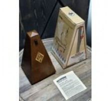 Wittner Pyramide 813M метроном, цвет коричневый, Германия USED