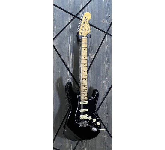 Fender American Performer Stratocaster HSS электрогитара, цвет черный, США, 2020 USED