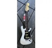 Fender American Performer Stratocaster Arctic White электрогитара, белая, США, выставочный образец