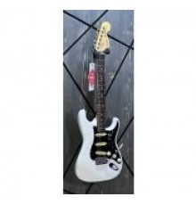Fender American Performer Stratocaster Arctic White электрогитара, белая, США, выставочный образец