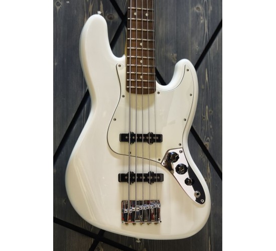 Fender Player Jazz Bass V PF PWT бас-гитара 5-ти струнная, цвет Polar White, Мексика 2022 USED