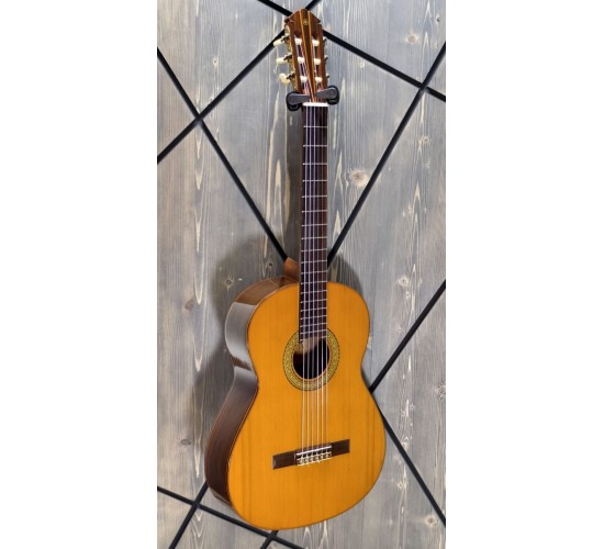 Yamaha G-300 классическая гитара, Япония USED