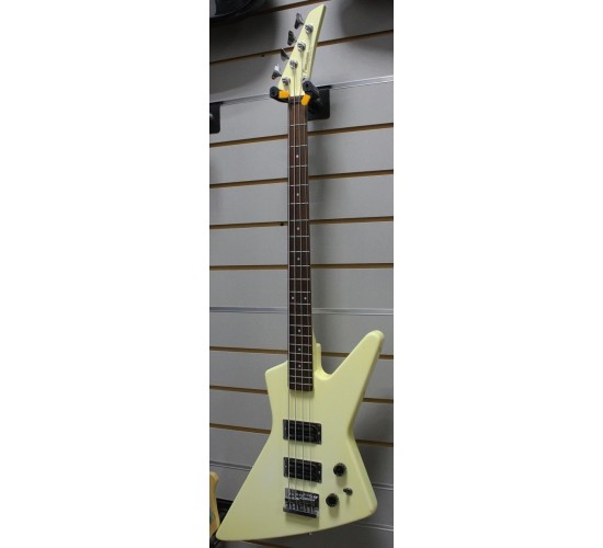Fernandes BXB-55 бас-гитара, цвет белый USED
