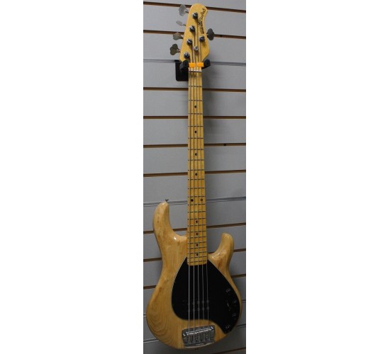 Ernie Ball Music Man Stingray 5 бас-гитара 5-ти струнная США 1990г USED