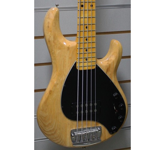 Ernie Ball Music Man Stingray 5 бас-гитара 5-ти струнная США 1990г USED