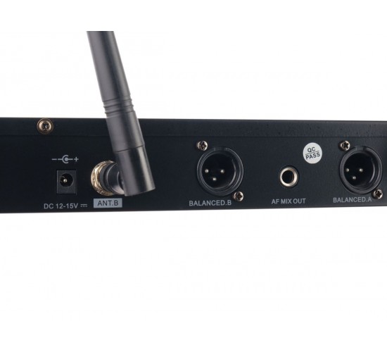LAudio LS-Q10-2M Беспроводная микрофонная система с двумя ручными передатчиками