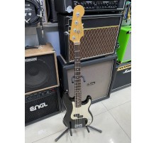 Fender American Standard Precision Bass бас гитара, цвет черный, США 2003 USED