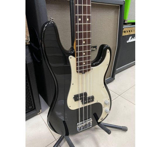 Fender American Standard Precision Bass бас гитара, цвет черный, США 2003 USED