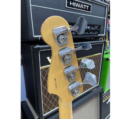 Fender American Standard Precision Bass бас гитара, цвет черный, США 2003 USED