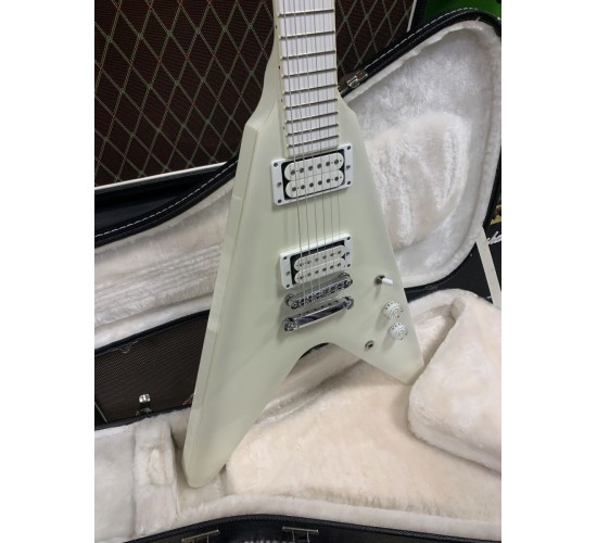 Gibson Brendon Small Snow Falcon Flying V электрогитара, цвет белый, США 2013 USED