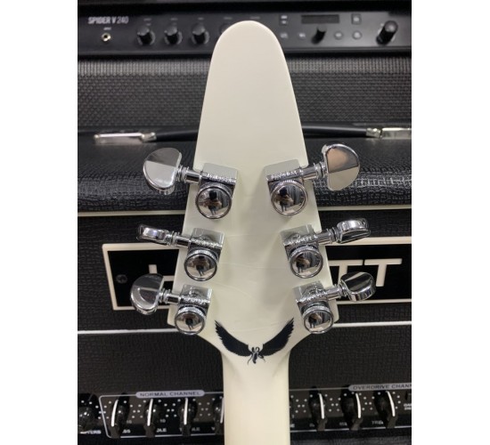 Gibson Brendon Small Snow Falcon Flying V электрогитара, цвет белый, США 2013 USED