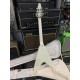 Gibson Brendon Small Snow Falcon Flying V электрогитара, цвет белый, США 2013 USED