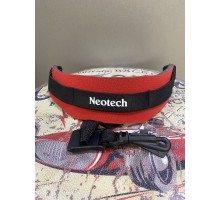 Neotech 752641 ремень для саксофона красный/чёрный, выставочный образец
