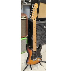 Fender Stratocaster SSS электрогитара, цвет sunburst, Мексика 1998 USED