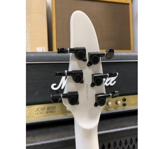 Grass Roots by ESP Horizon G-HR3-68 электрогитара, цвет белый, Корея USED