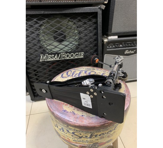 Pearl P-2100C педаль для бас-барабана USED