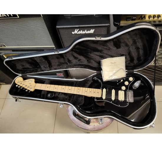 Fender American Performer Stratocaster HSS электрогитара с кейсом, США, 2021 USED