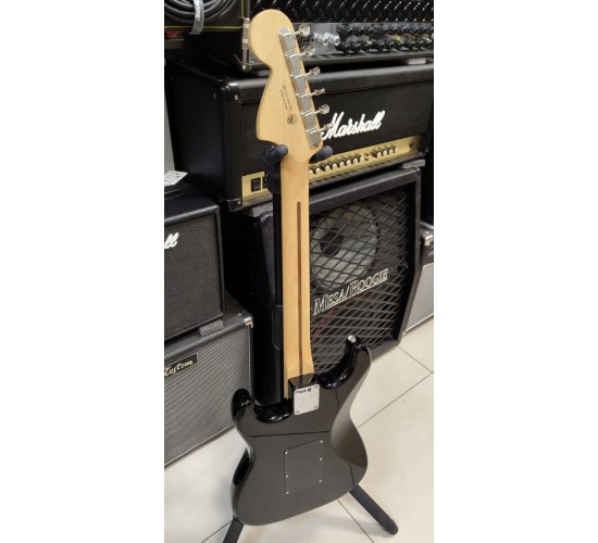Fender American Performer Stratocaster HSS электрогитара с кейсом, США, 2021 USED