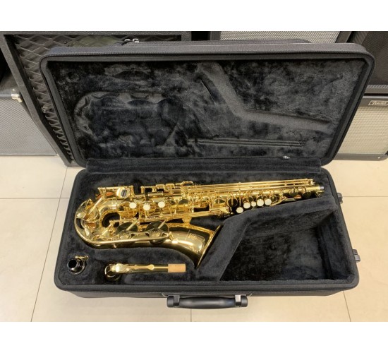 Yamaha YAS-280 альт-саксофон студенческий USED