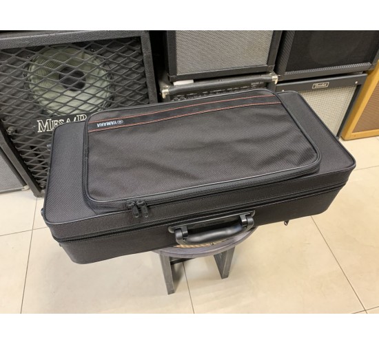 Yamaha YAS-280 альт-саксофон студенческий USED