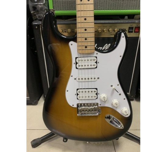 Fender Stratocaster ST-STD HSH электрогитара, Япония USED
