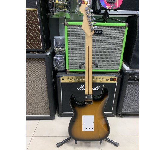 Fender Stratocaster ST-STD HSH электрогитара, Япония USED