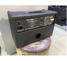 Fender Mustang GT 40 моделирующий гитарный комбоусилитель USED