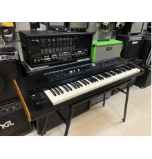 Roland VR-730 V-Combo Live Performance Keyboard электроорган, 73 клавиши USED