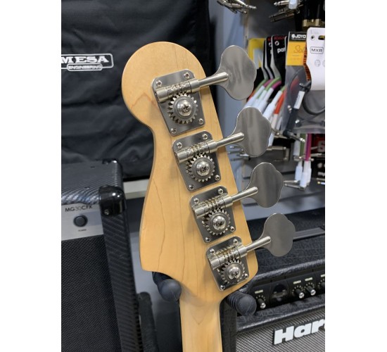 Fender Aerodyne Jazz Bass бас-гитара, цвет чёрный, Япония 2002-2004 USED