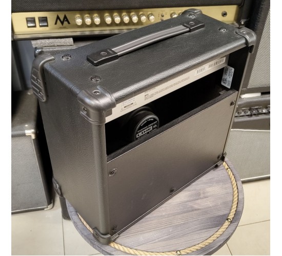 Line 6 Spider IV 15 комбоусилитель USED