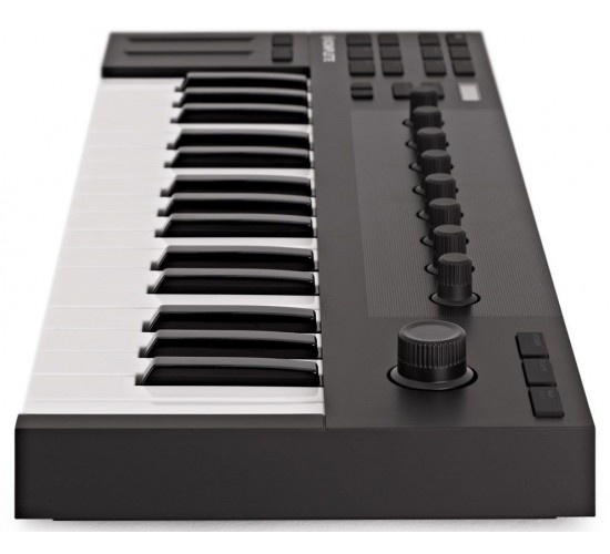Native Instruments Komplete Kontrol M32 MIDI-клавиатура