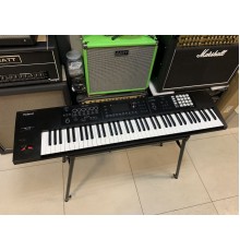 Roland FA-07 рабочая станция, 76 клавиш USED