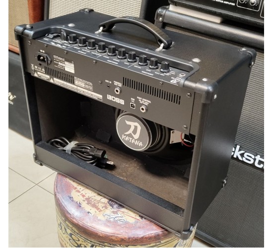 Boss KTN-50 KATANA-50 гитарный комбоусилитель USED