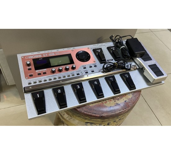 Boss GT-10B процессор эффектов для бас-гитары USED