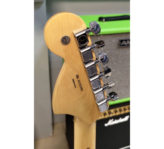 Fender American Highway One Stratocaster HSS электрогитара, США 2006 USED